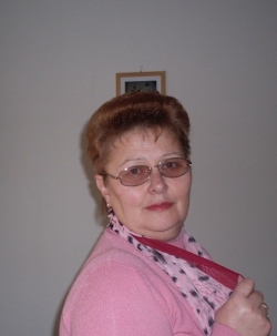Алина Елисеева - Менеджер по работе с клиентами